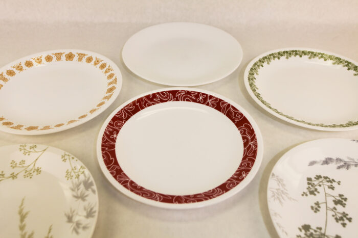Assorted Corelle luncheon plates - #55